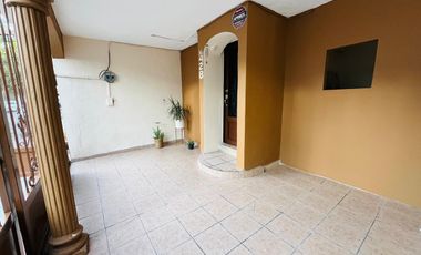 Casa en Venta en Colonia Joyas de Anáhuac, Escobedo, Nuevo León