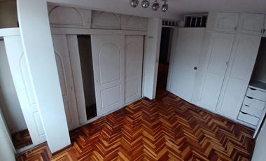 🚨 VENTA DE CASA FRENTE PARQUE CERCADO LIMA