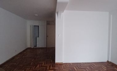 🚨 VENTA DE CASA FRENTE PARQUE CERCADO LIMA