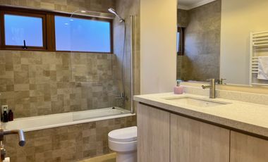 Venta de Gran Casa en Sector Estancilla