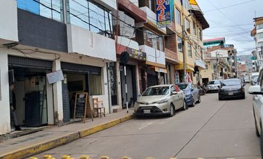 EN ANTICRETICO LOCAL COMERCIAL FRENTE AL MERCADO DE ROSAS PATA