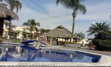 VENTA DE CASA EN CONDOMINIO CON ESTUDIO O RECÁMARA EN PLANTA BAJA, EN BURGOS BUGAMBILIAS