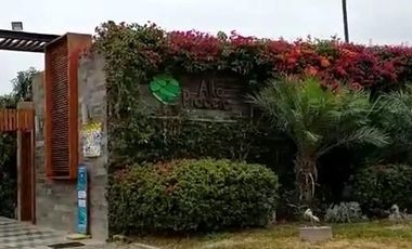 ¡Venta de Terreno de Playa en Condominio Alto Pradera de Asia!