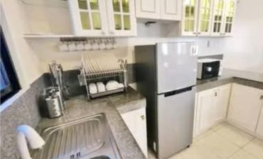 Fully furnished Tagaytay vacation House for long term lease