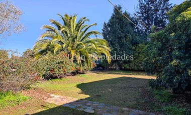 Leon Propiedades arrienda casa en Sector Alhué, Curacaví.