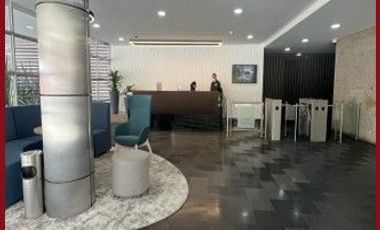Excelente oficina en arriendo ubicada en Chapinero