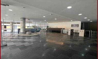 Excelente oficina en arriendo ubicada en Chapinero