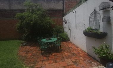 Oportunidad en Jardines del Bosque: Casa con Amplia Distribución y Ubicación Privilegiada