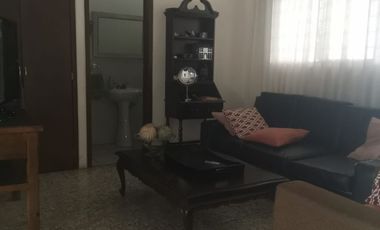 Oportunidad en Jardines del Bosque: Casa con Amplia Distribución y Ubicación Privilegiada