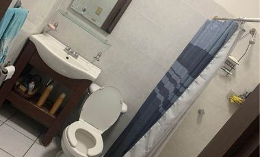 Oportunidad en Jardines del Bosque: Casa con Amplia Distribución y Ubicación Privilegiada