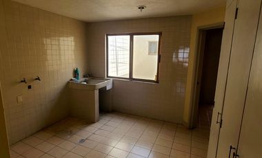 casa en renta a unos metros de hospital san javier providencia