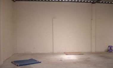 SE VENDE BODEGA,  SANTO DOMINGO DE LOS COLORADOS - ECUADOR