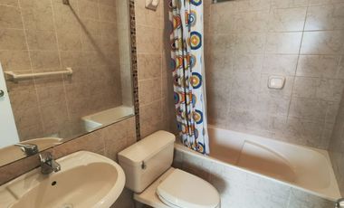 ¡Alquila Este Amplio Departamento En Santiago De Surco Limite Con Barranco Y Miraflores! 🌟 Súper Céntrico, Ideal Para Vivir Con Comodidad, Estilo Y C