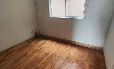 ¡Alquila Este Amplio Departamento En Santiago De Surco Limite Con Barranco Y Miraflores! 🌟 Súper Céntrico, Ideal Para Vivir Con Comodidad, Estilo Y C