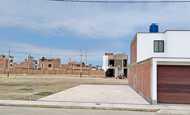 Terreno de 138.89 m2 en Segundo malecón - Urb. La Estación, Pimentel