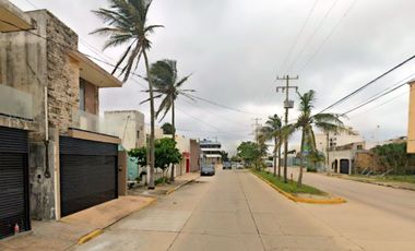 AV. LAZARO  CARDENAS , MARIA  DE LA PIEDAD ,  COATZACOALCOS VER