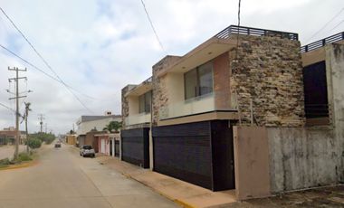 AV. LAZARO  CARDENAS , MARIA  DE LA PIEDAD ,  COATZACOALCOS VER