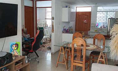 OPORTUNIDAD...!  CASA DE 3 PISOS EN URNANIZACION LAS PALMERAS
