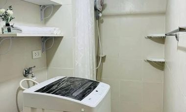 7th Floor Fully Furnished Seaview Condo Unit with Exclusive Parking