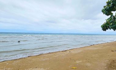 Luxury Villa Beachfront Property for Sale in Carmen, Cebu, Philippines – Coastal Living!