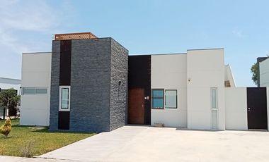 Se Vende Exclusiva Casa De Playa En Condominio