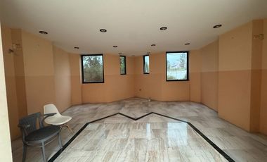 Locales en Renta en Torre Rebsamen | Desde $4,000 MXN | Estacionamiento Incluido