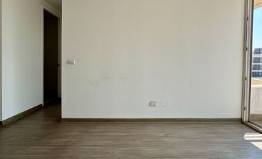 ¡Oportunidad única en San Miguel! 2 Dormitorios, 2 Balcones, Estacionamiento