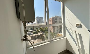 ¡Oportunidad única en San Miguel! 2 Dormitorios, 2 Balcones, Estacionamiento
