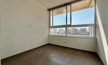 ¡Oportunidad única en San Miguel! 2 Dormitorios, 2 Balcones, Estacionamiento