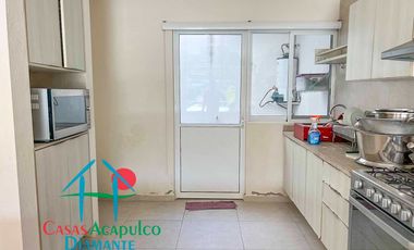 Terraza con salida al jardín y áreas comunes