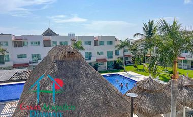 Terraza con salida al jardín y áreas comunes