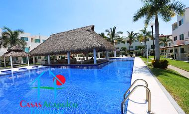 Terraza con salida al jardín y áreas comunes