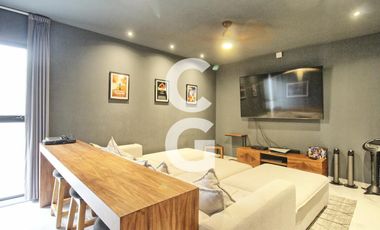 Casa en venta en Cancún en Residencial Lagos del sol a Pie de Lago con Alberca