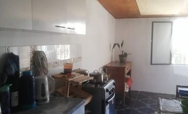 Casa Ampliada en Conjunto Yerbas Buenas, San Bernardo.