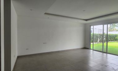 Isla Mocoli, Venta de hermosa casa 4 dormitorios con piscina