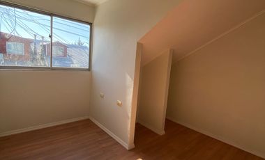 Vendo casa en Villa Doña Francisca 2, de 3 dormitorios 2 baños de comuna de Chillán