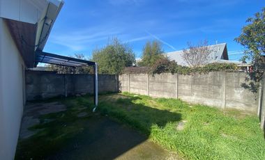 Vendo casa en Villa Doña Francisca 2, de 3 dormitorios 2 baños de comuna de Chillán