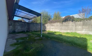 Vendo casa en Villa Doña Francisca 2, de 3 dormitorios 2 baños de comuna de Chillán