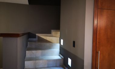 RENTO CASA DE 4 RECAMARAS EN LOMAS DE GRAN JARDIN EN LEON GTO