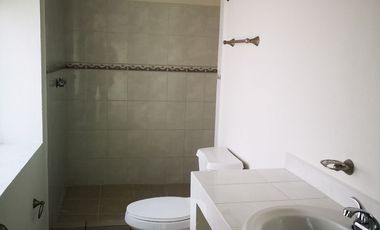 RENTO CASA DE 3 RECAMARAS JARDIN Y CUARTO DE SERVICIO EN GRAN JARDIN