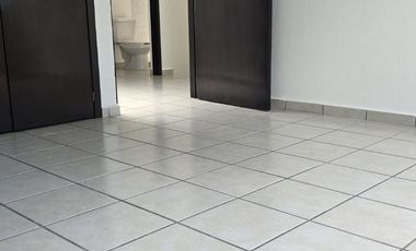 RENTO CASA DE 3 RECAMARAS JARDIN Y CUARTO DE SERVICIO EN GRAN JARDIN