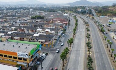 ALQUILER LOCAL COMERCIAL AV. FRANCISCO DE ORELLANA