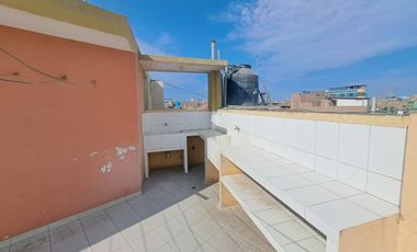 DEPARTAMENTO EN VENTA EN 4to PISO CERCA AL MALL AVENTURA DE CHICLAYO