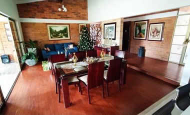 VENDO CASA CAMPESTRE EN COMBIA SE RECIBE PERMUTA