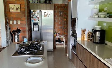 VENDO CASA CAMPESTRE EN COMBIA SE RECIBE PERMUTA