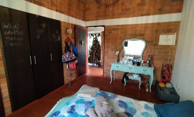 VENDO CASA CAMPESTRE EN COMBIA SE RECIBE PERMUTA