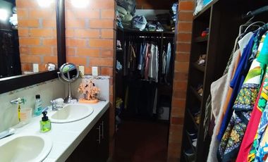 VENDO CASA CAMPESTRE EN COMBIA SE RECIBE PERMUTA