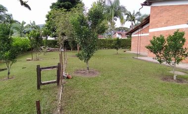VENDO CASA CAMPESTRE EN COMBIA SE RECIBE PERMUTA