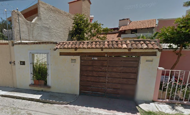 SE VENDE CASA EN RECUPERACION BANCARIA EN CHAPALA CENTRO, JALISCO! SOLO CONTADO.