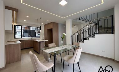 Casa en venta en Amable María